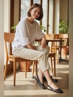 NWT: size 7 slingback flats